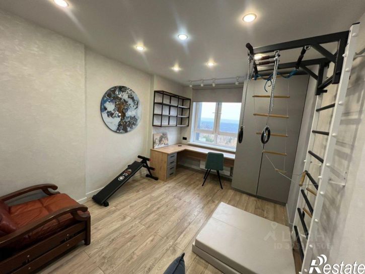 3-комн квартира улица Генерала Горбатова, 11,  д. 11