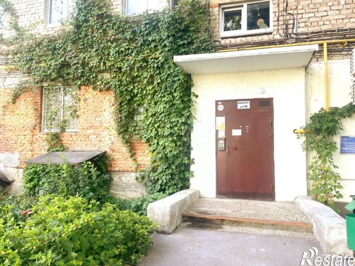 3-комн квартира улица Ахметова, 324,  д. 324