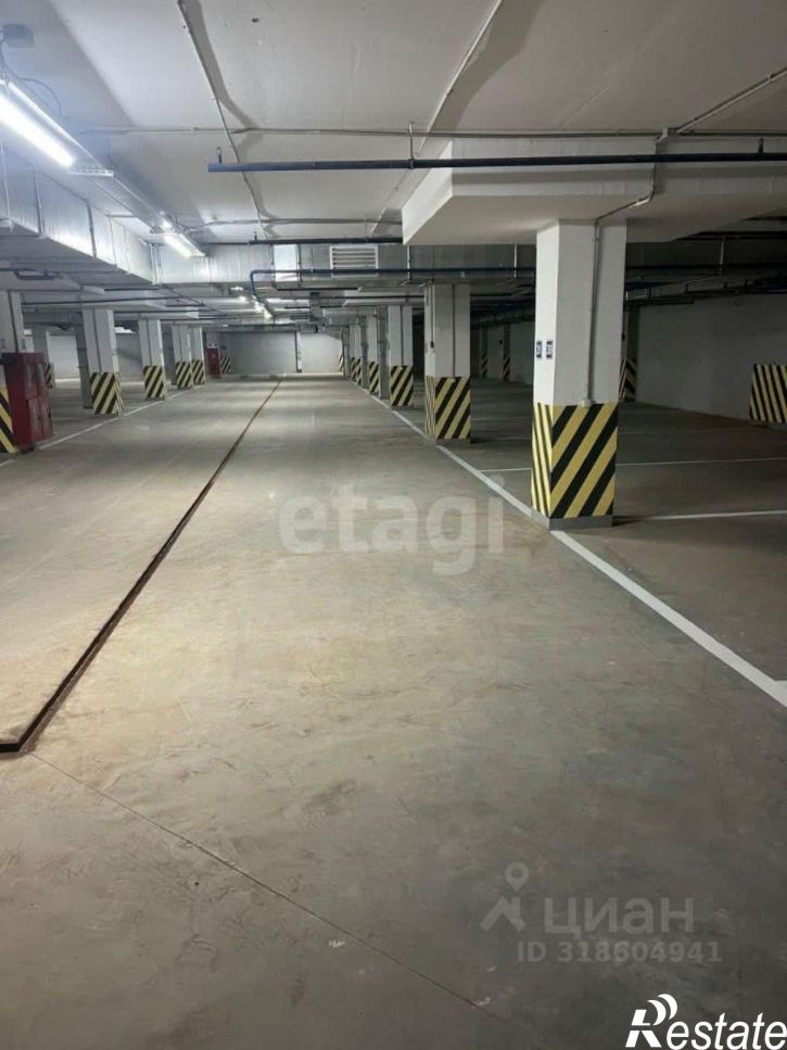 Гараж/парковка улица Минигали Губайдуллина, 10/1,  д. 10/1