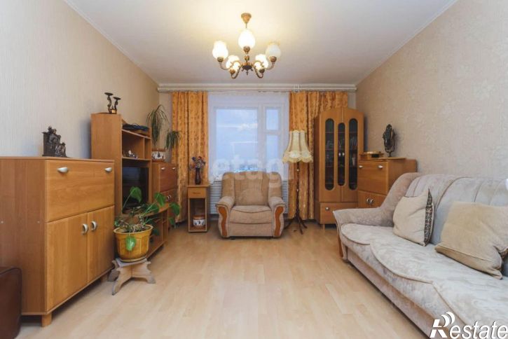 4-комн квартира улица Мусы Джалиля, 68/1,  д. 68/1