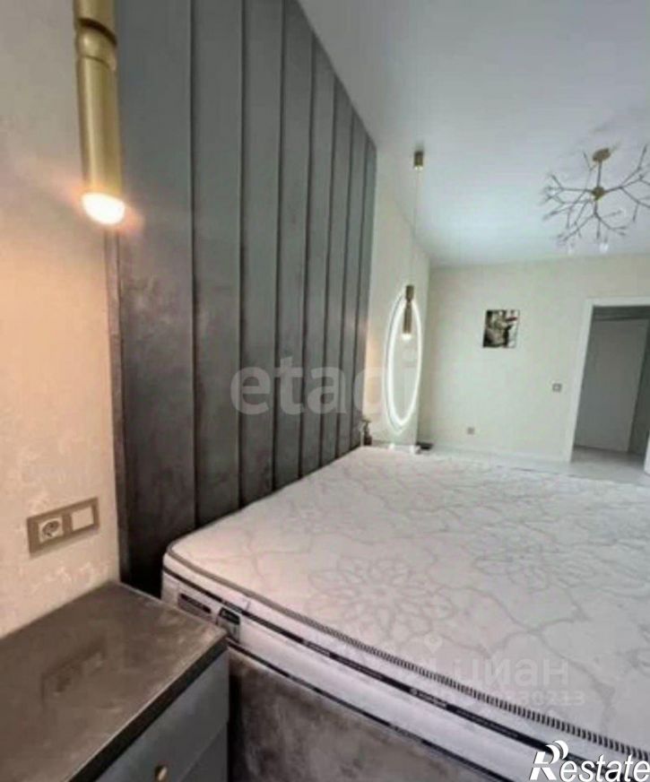 2-комн квартира улица Менделеева, 1/1,  д. 1/1