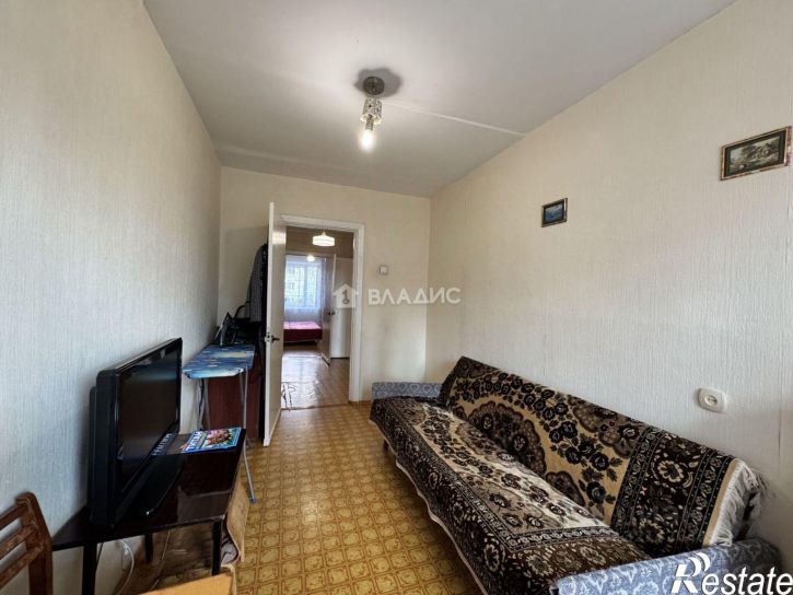 4-комн квартира улица Машиностроителей, 4,  д. 4