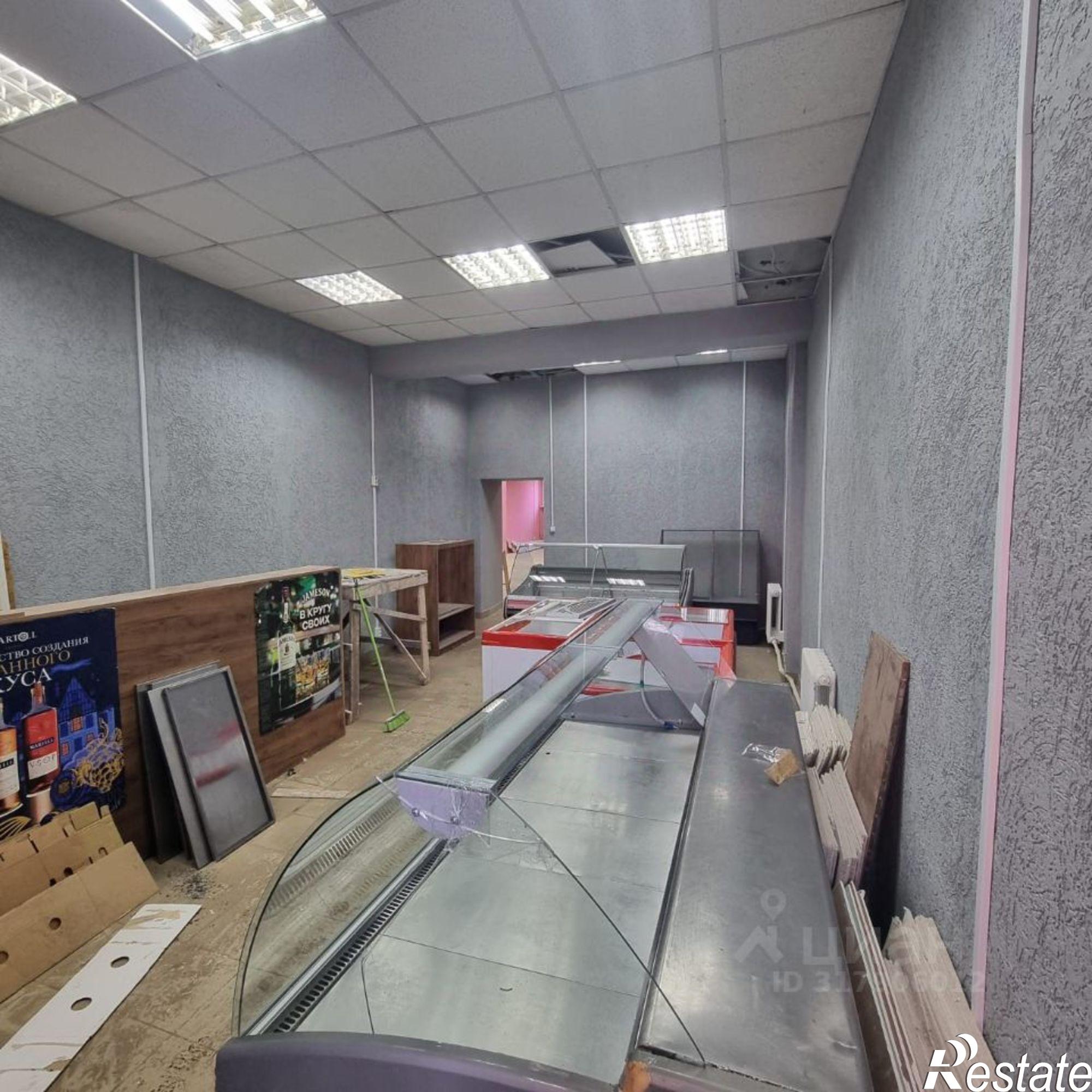 Сдать торговое помещение за 100 011 рублей на ул Машиностроителей, 4