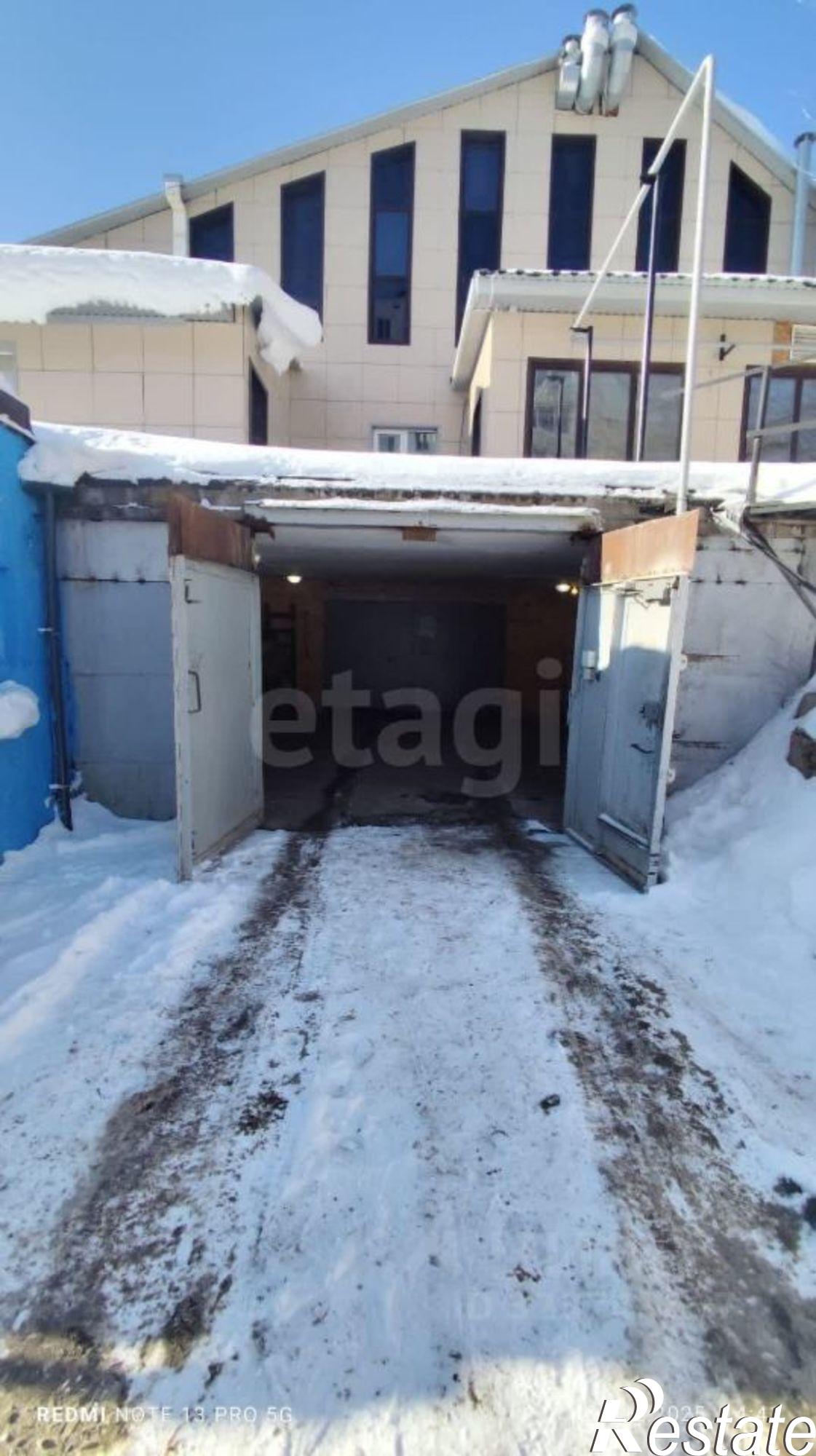 Купить гараж, место в паркинге за 700 009 рублей на улица Рабкоров, 10А