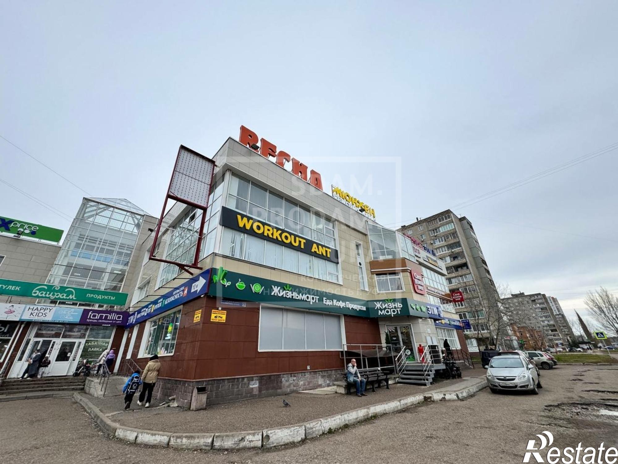 Купить торговое помещение за 22 000 000 рублей на Маршала Жукова улица, д.5/2