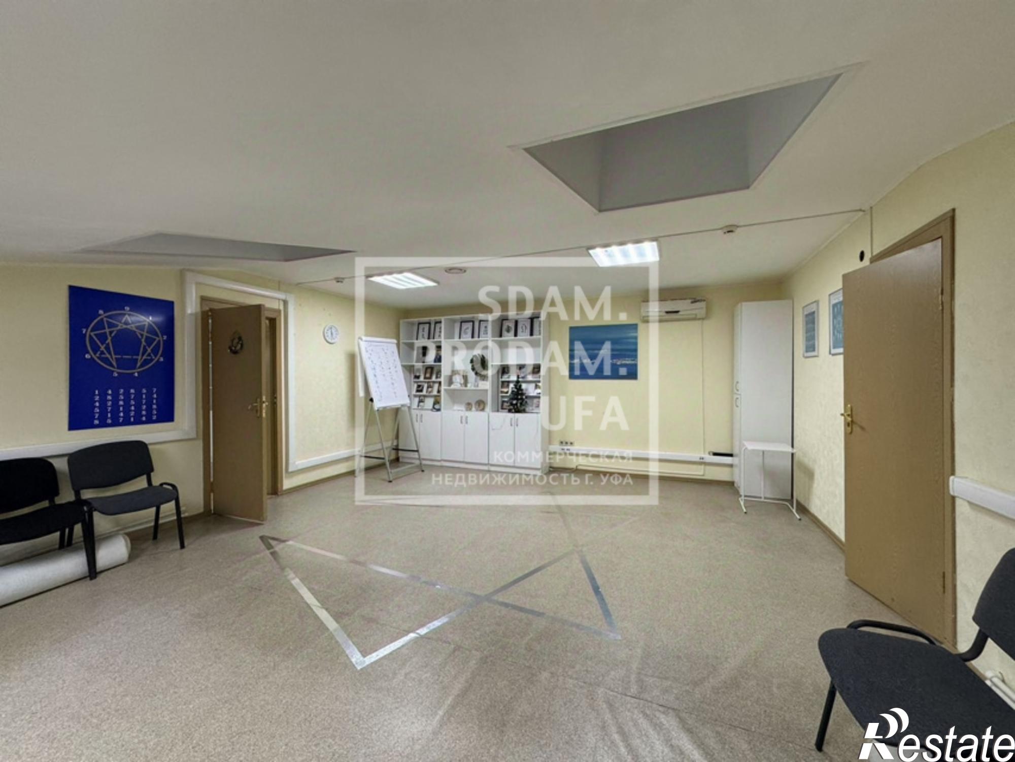 Сдать офис, помещение под офис за 70 000 рублей на Революционная улица, д.111/1