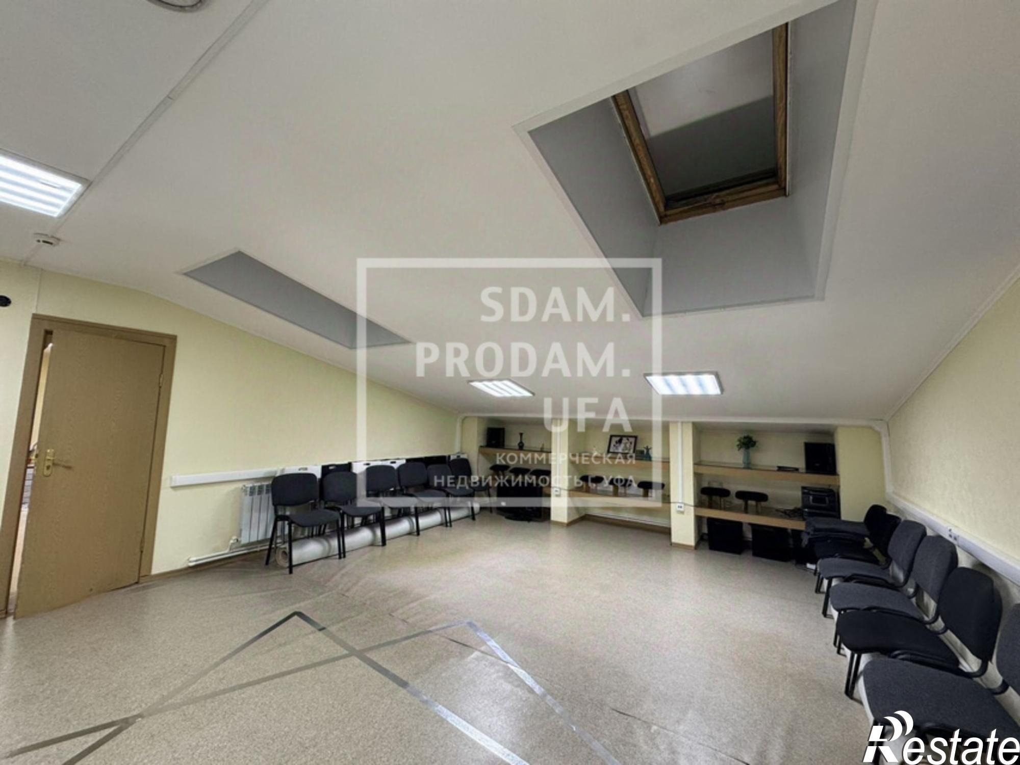 Сдать офис, помещение под офис за 70 000 рублей на Революционная улица, д.111/1