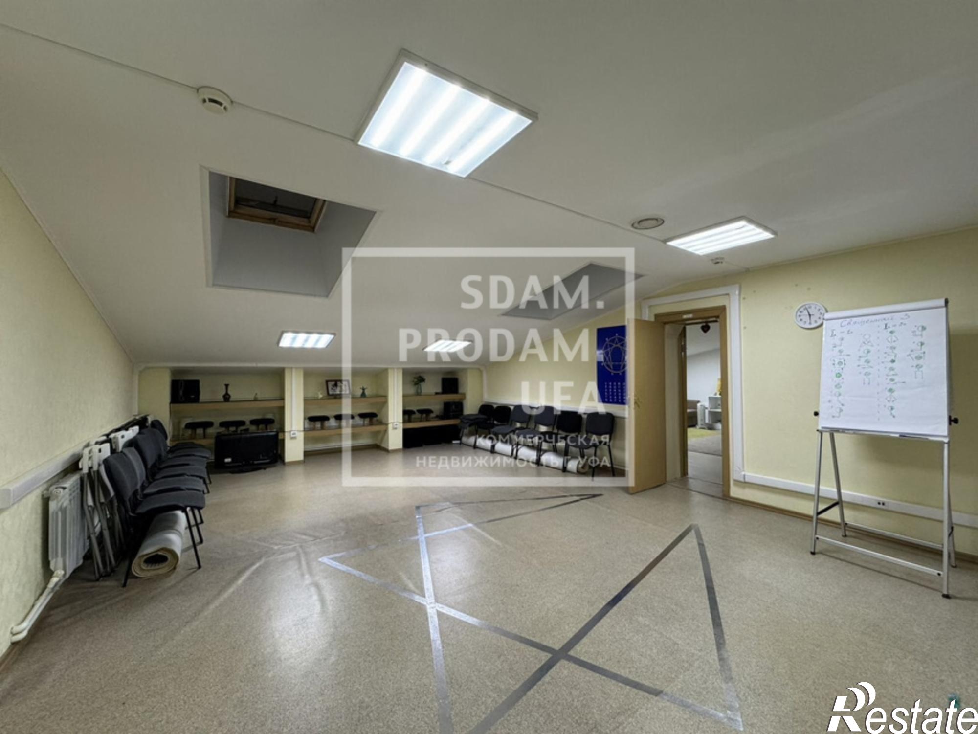 Сдать офис, помещение под офис за 70 000 рублей на Революционная улица, д.111/1