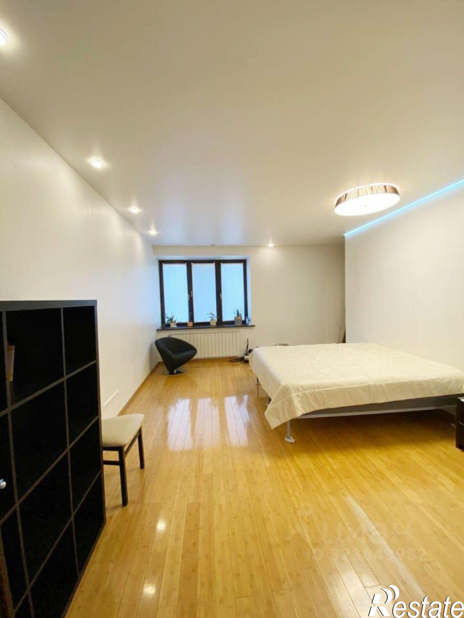 Сдать квартиру за 120 000 рублей на улица Достоевского, 100/1