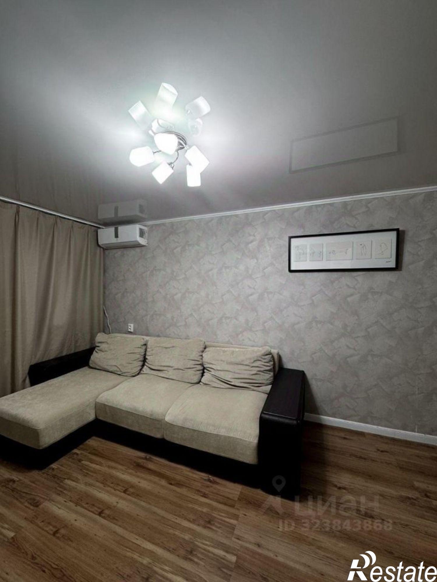 Сдать квартиру за 36 740 рублей на ул Рабкоров, 3