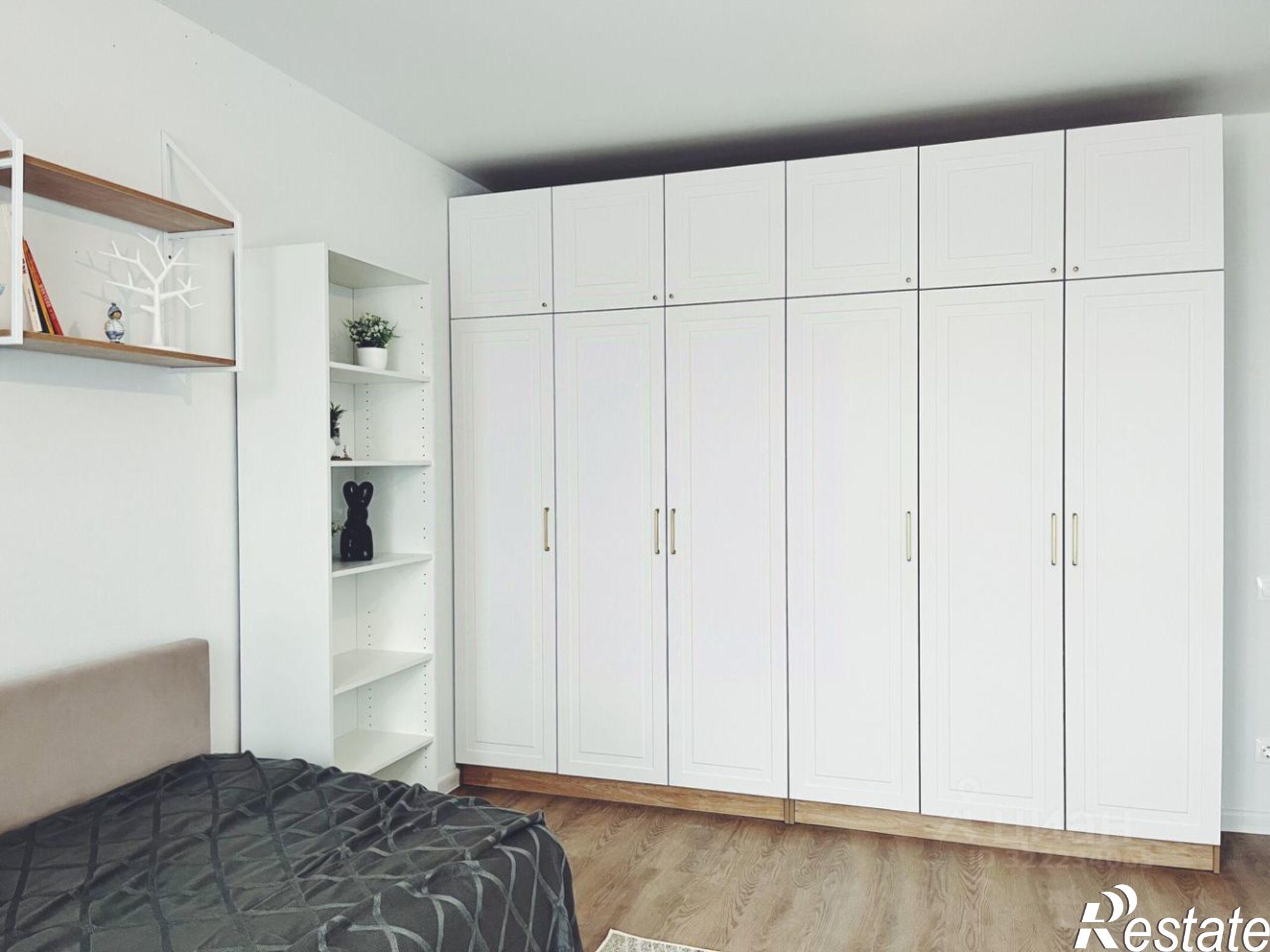 Купить квартиру за 4 165 400 рублей на улица Ивана Спатара, 18