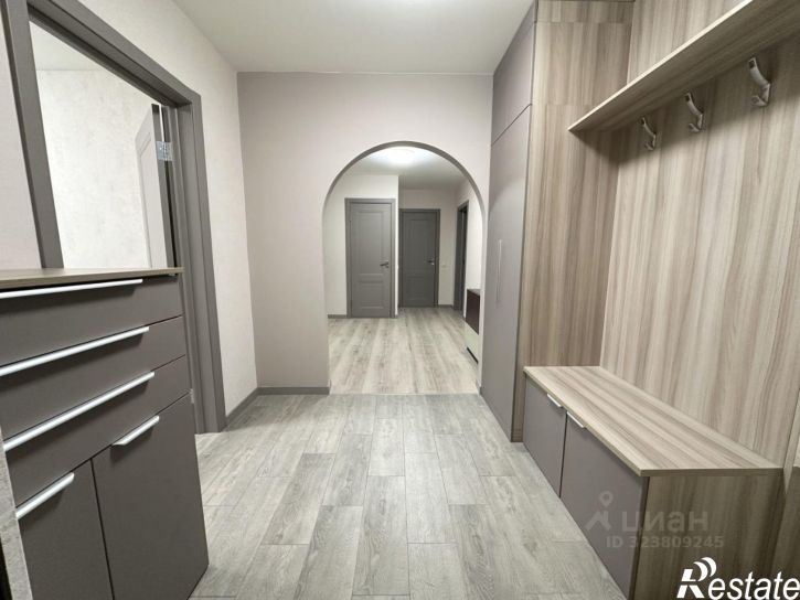 2-комн квартира улица Генерала Горбатова, 11/1,  д. 11/1