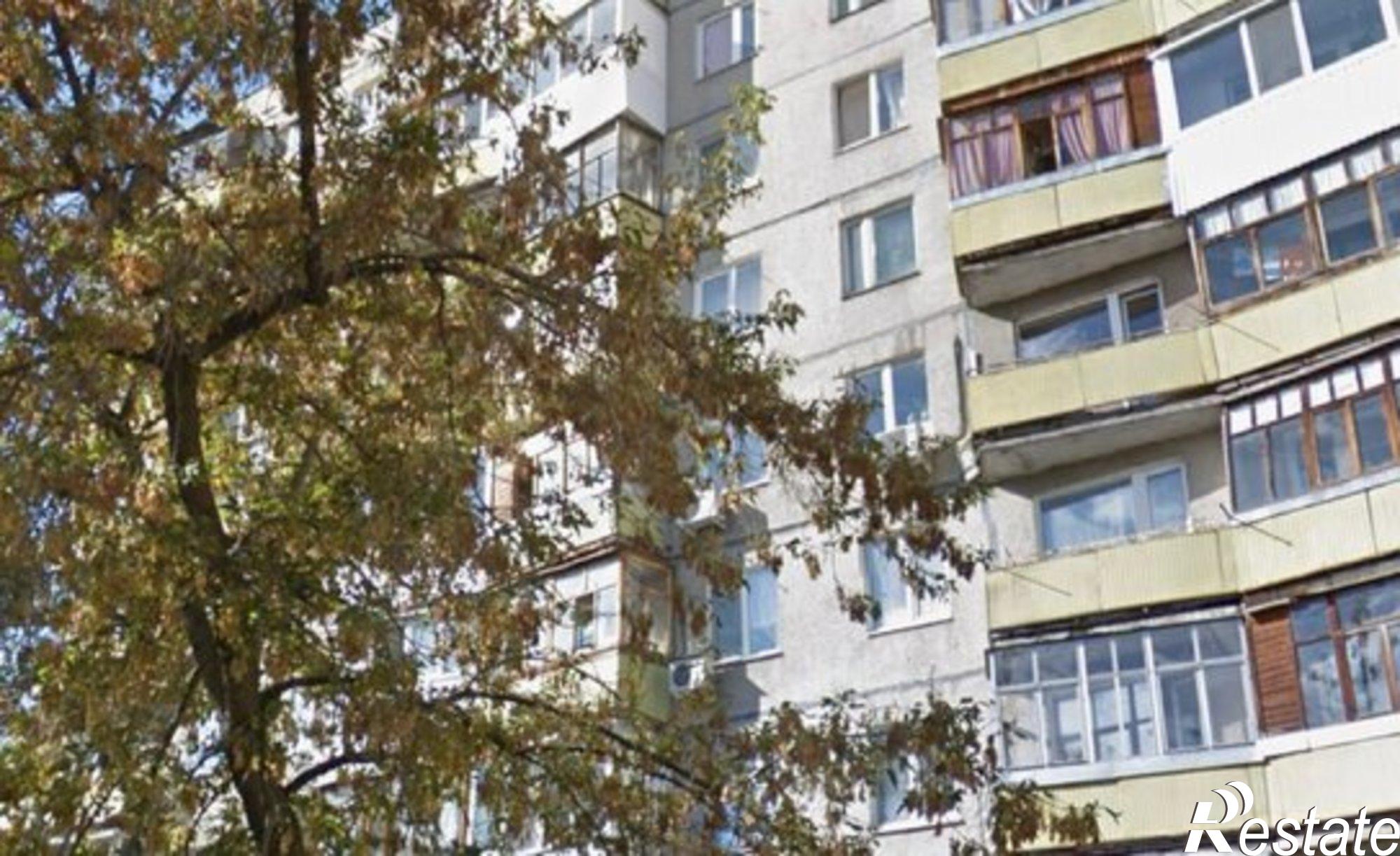 Купить квартиру за 2 500 000 рублей на Революционная улица, 80