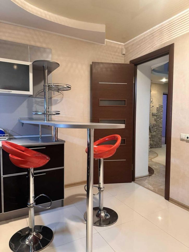 2-комн квартира Красноводская ул, 3