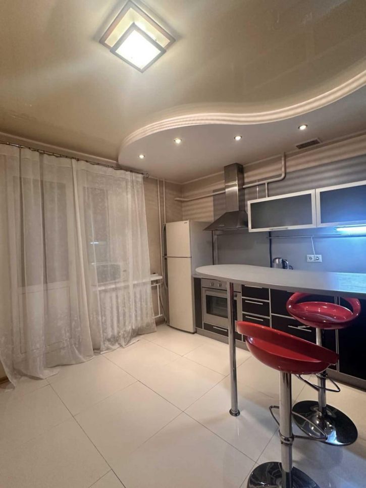 2-комн квартира Красноводская ул, 3