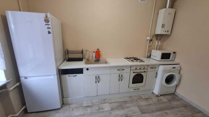 2-комн квартира Октября пр-кт, 9