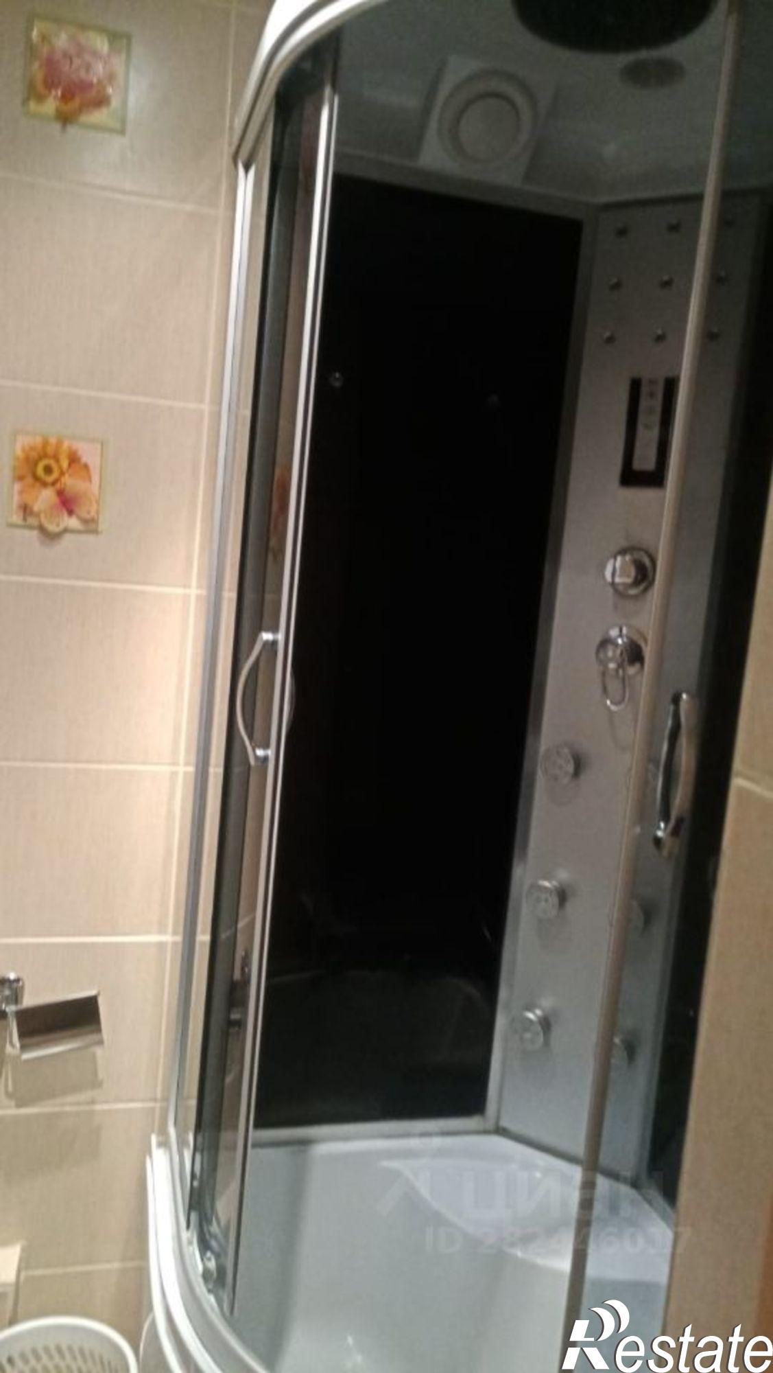 Сдать квартиру за 23 000 рублей на проспект Октября, 164/1