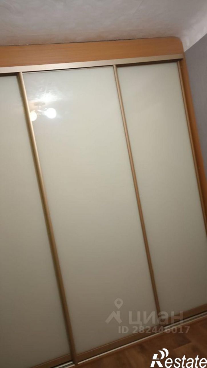 2-комн квартира проспект Октября, 164/1,  д. 164/1