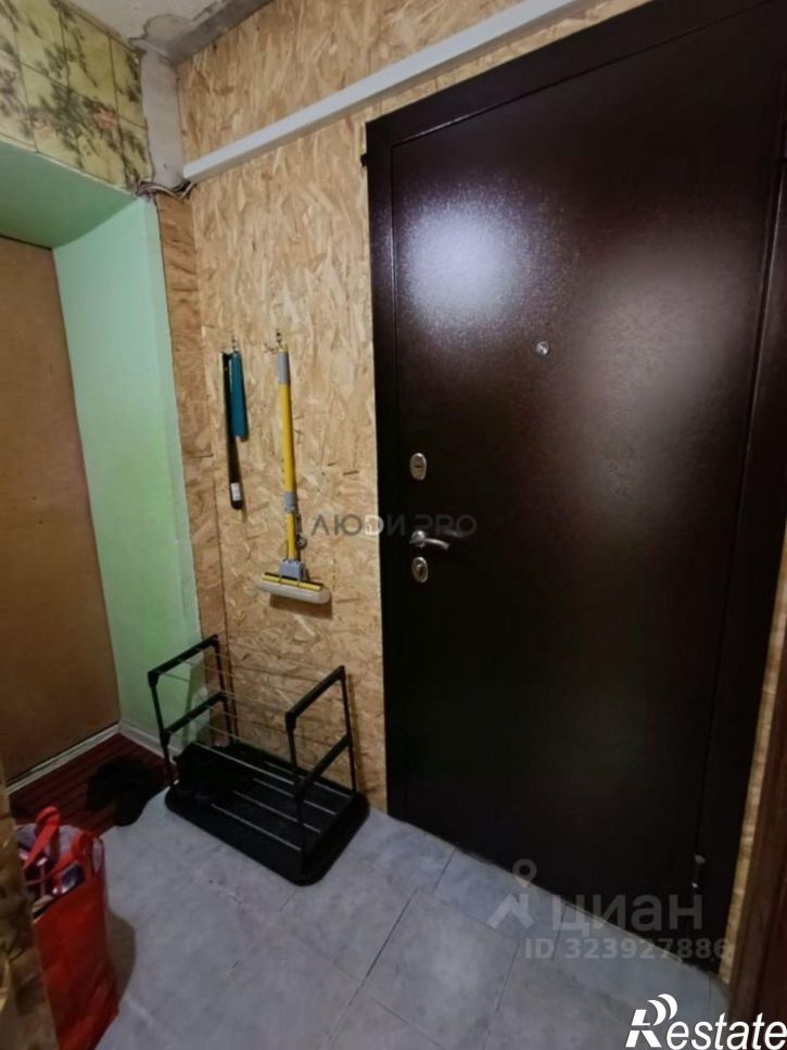 Комната Молодежный б-р, 10,  д. 10