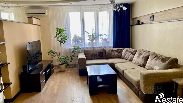 4-комн квартира улица Зайнаб Биишевой, 7/1,  д. 7/1