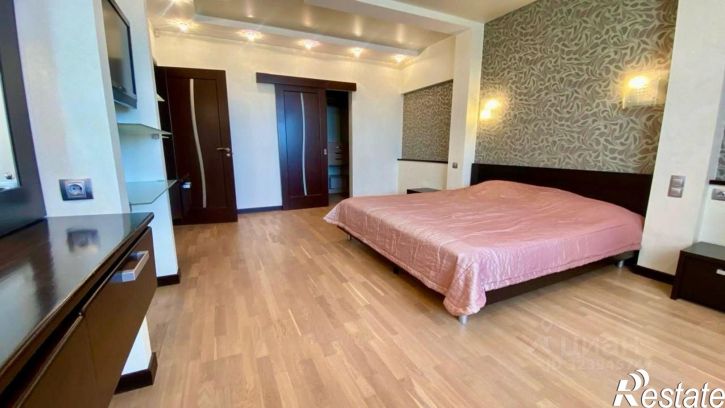 4-комн квартира улица Зайнаб Биишевой, 7/1,  д. 7/1