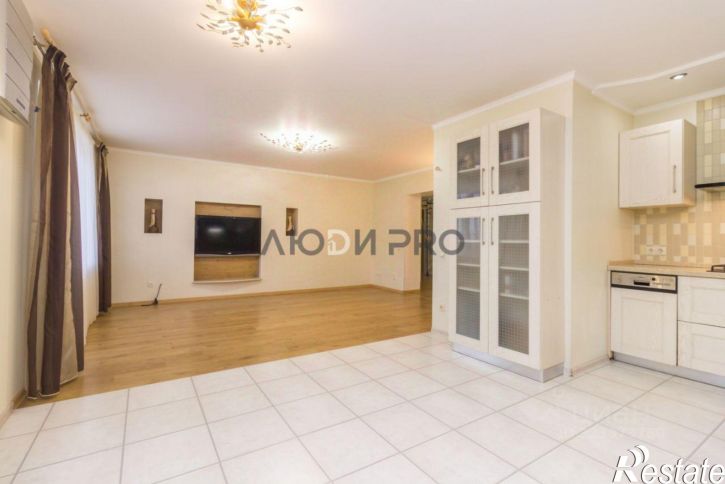 4-комн квартира улица Менделеева, 140/3,  д. 140/3