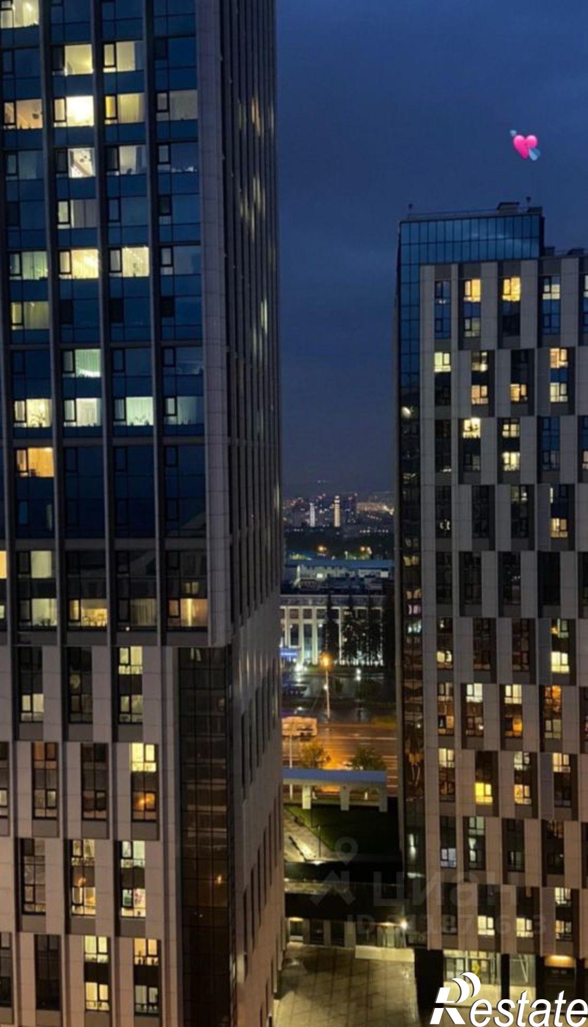 Купить квартиру за 10 000 000 рублей на проспект Октября, 107Б