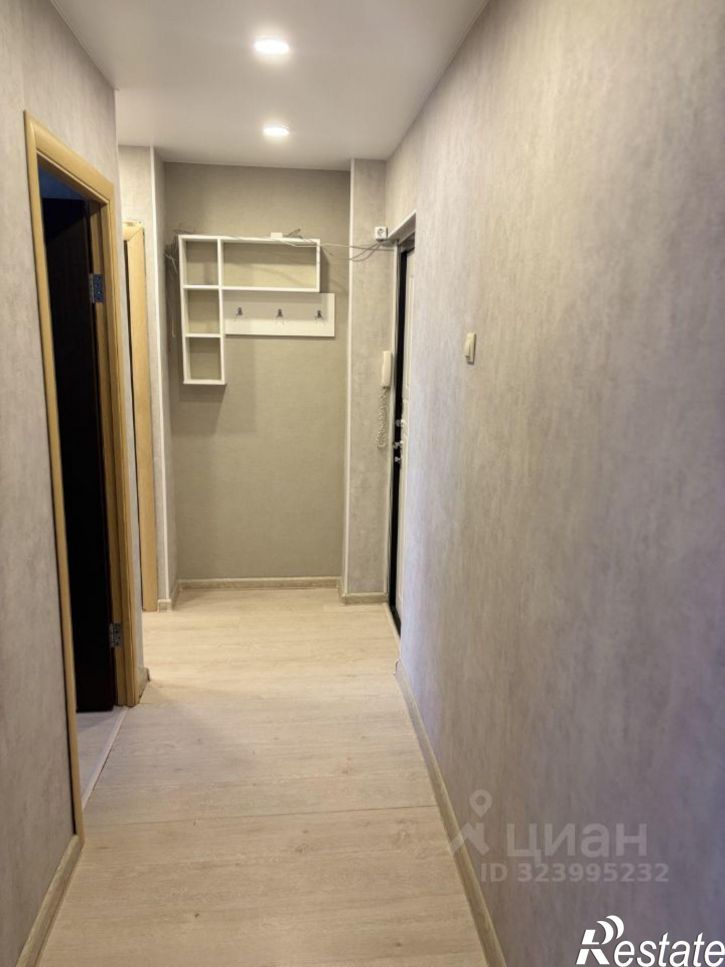 2-комн квартира ул Ульяновых, 11/1,  д. 11/1