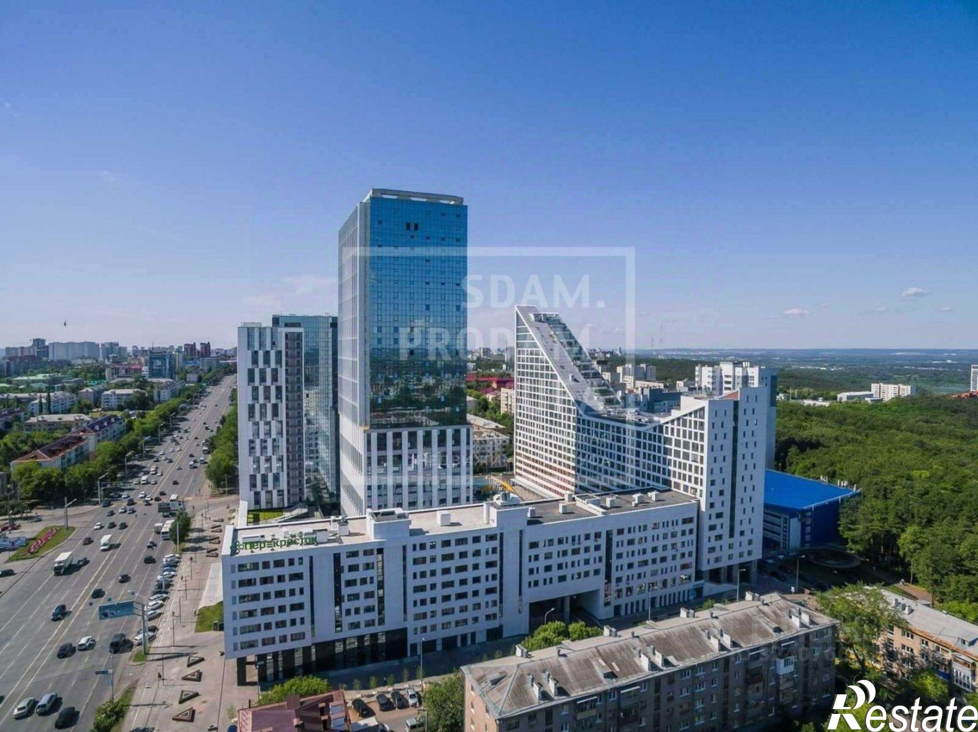 Купить офис, помещение под офис за 20 000 100 рублей на проспект Октября, 107Б