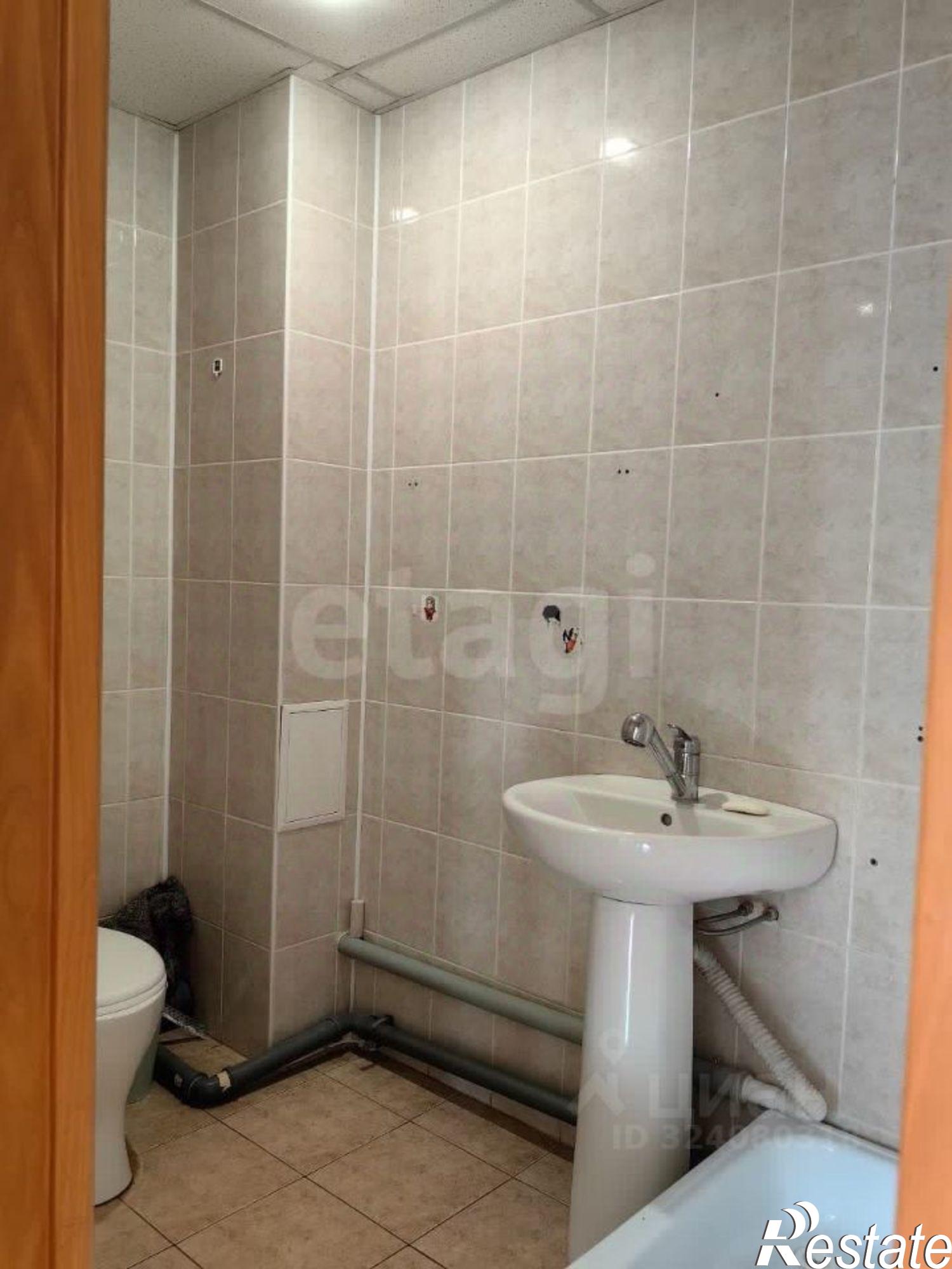 Купить помещение свободного назначения за 23 900 100 рублей на Комсомольская улица, 18