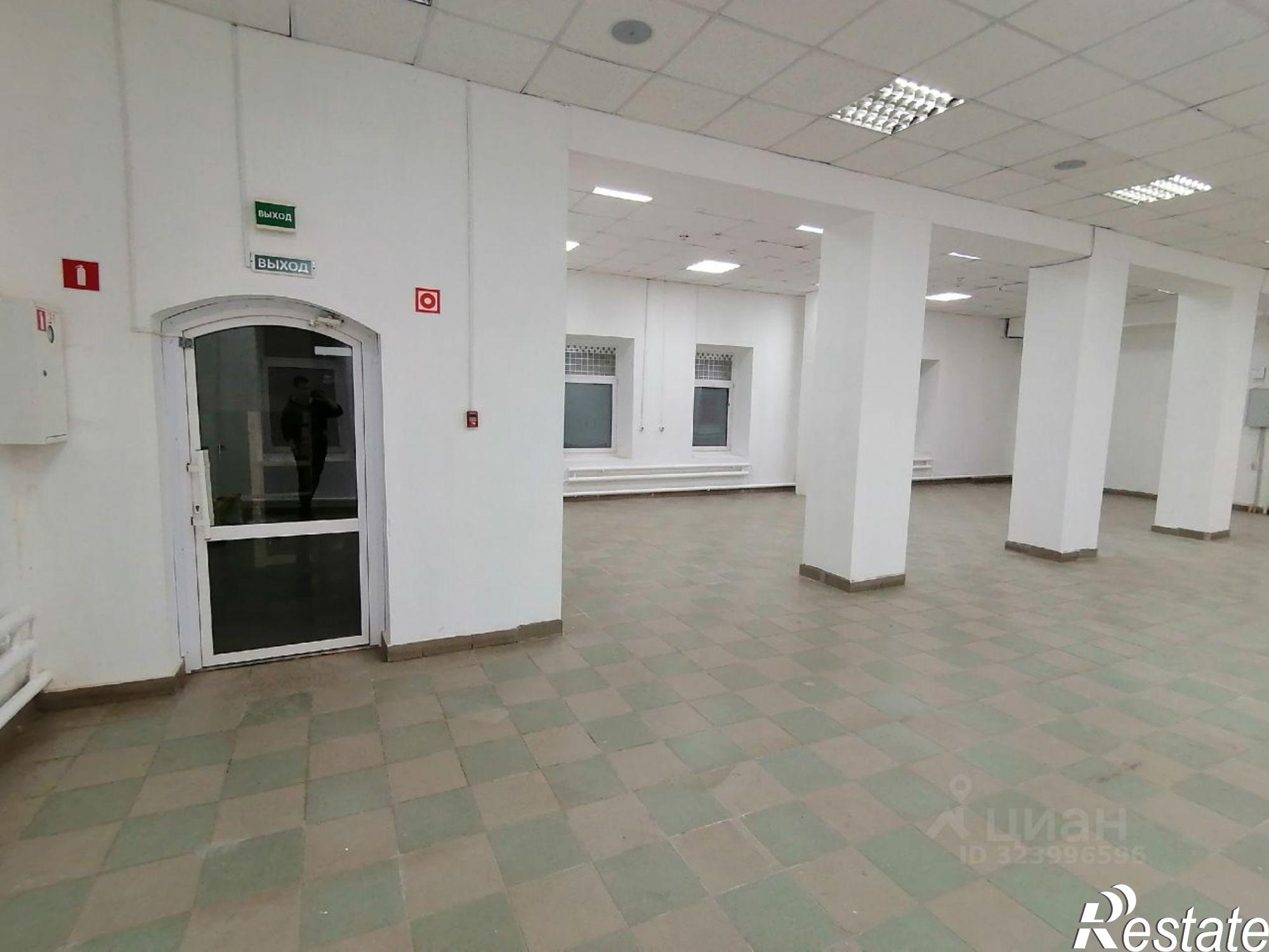 Сдать торговое помещение за 79 748 рублей на улица Глинки, 2