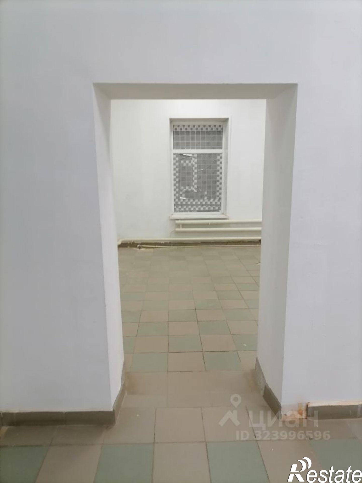 Сдать торговое помещение за 79 748 рублей на улица Глинки, 2