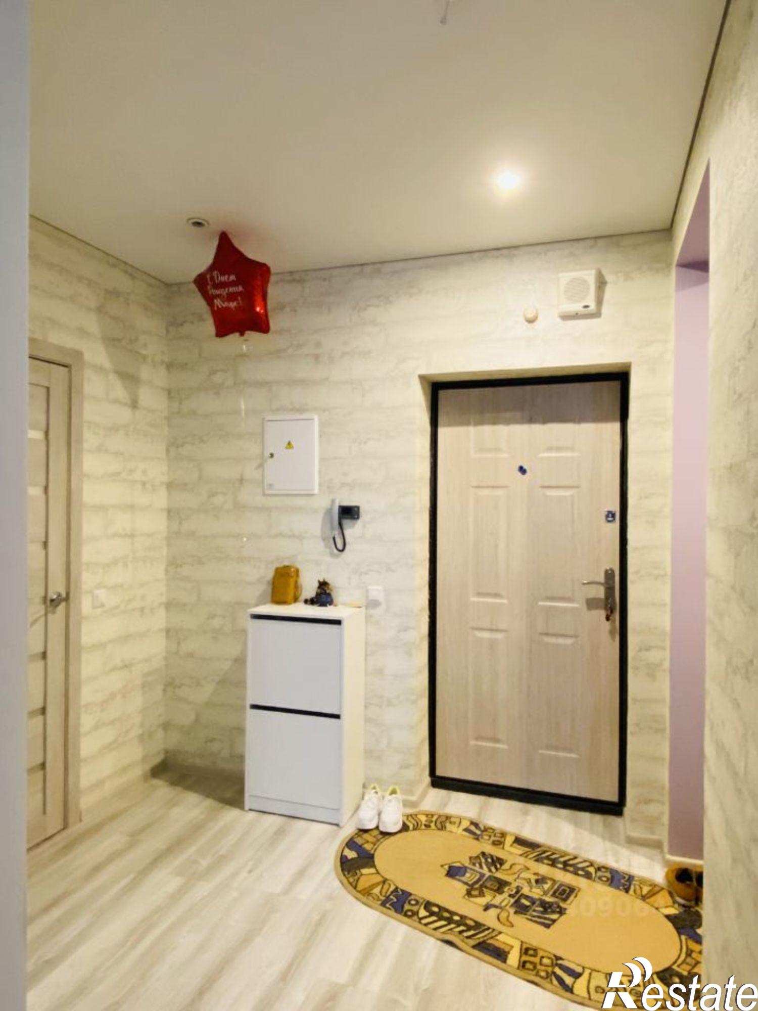 Купить квартиру за 9 000 000 рублей на проспект Октября, 107/3