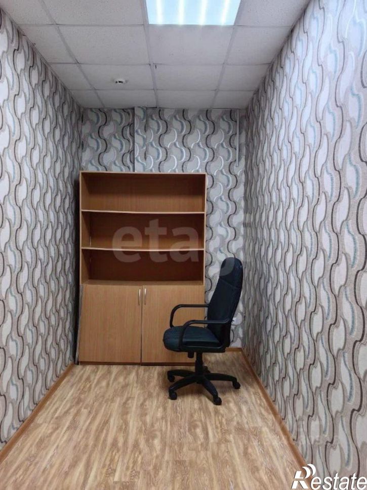 Помещение свободного назначения Комсомольская улица, 18,  д. 18