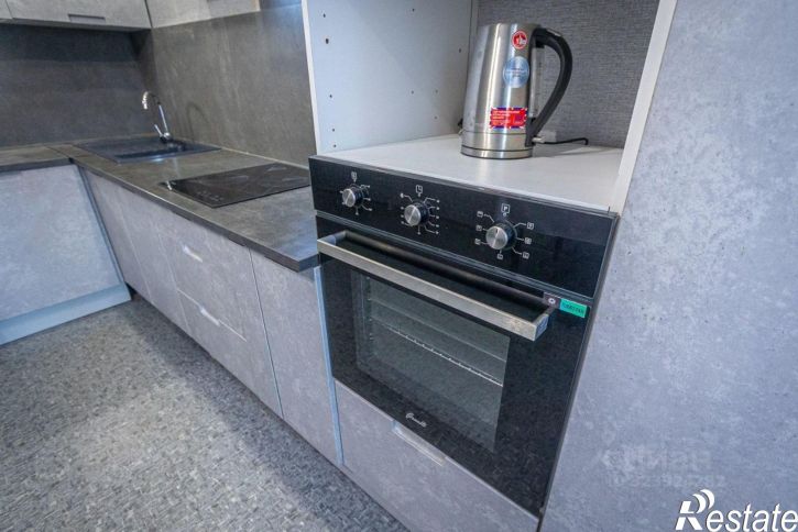 2-комн квартира улица Джалиля Киекбаева, 8,  д. 8