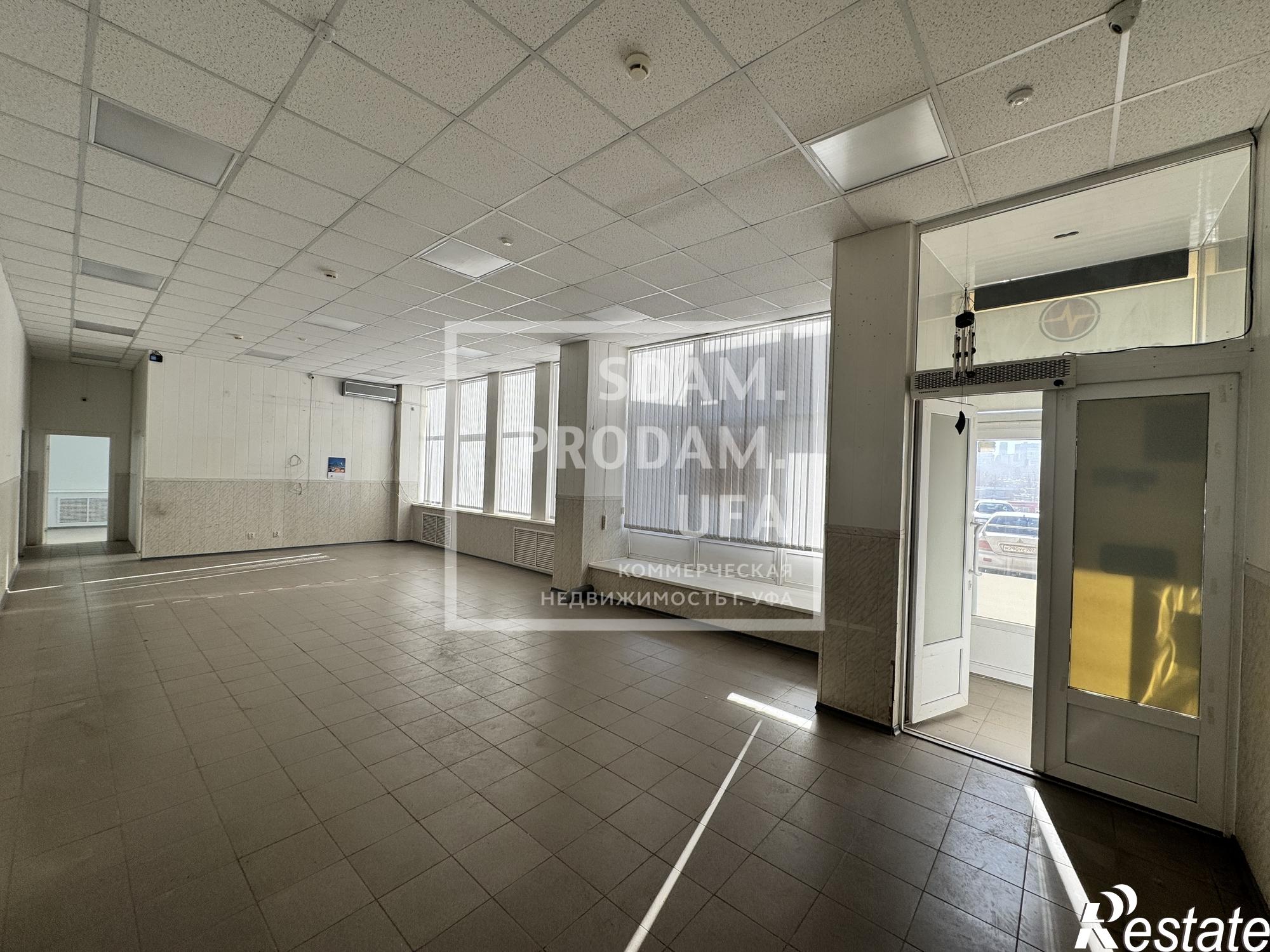 Сдать торговое помещение за 300 000 рублей на Салавата Юлаева проспект, д.59