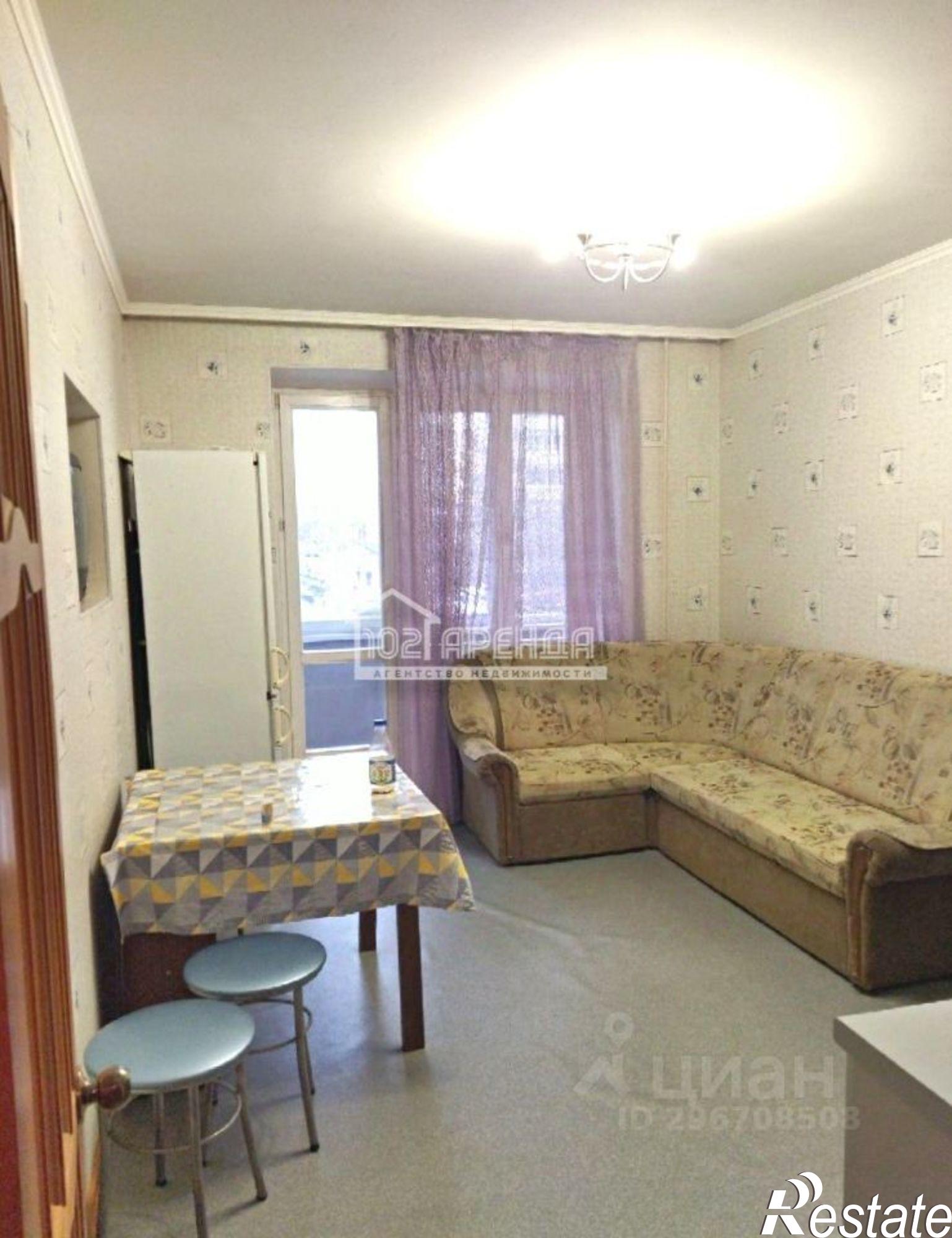 Сдать квартиру за 27 000 рублей на улица Менделеева, 122