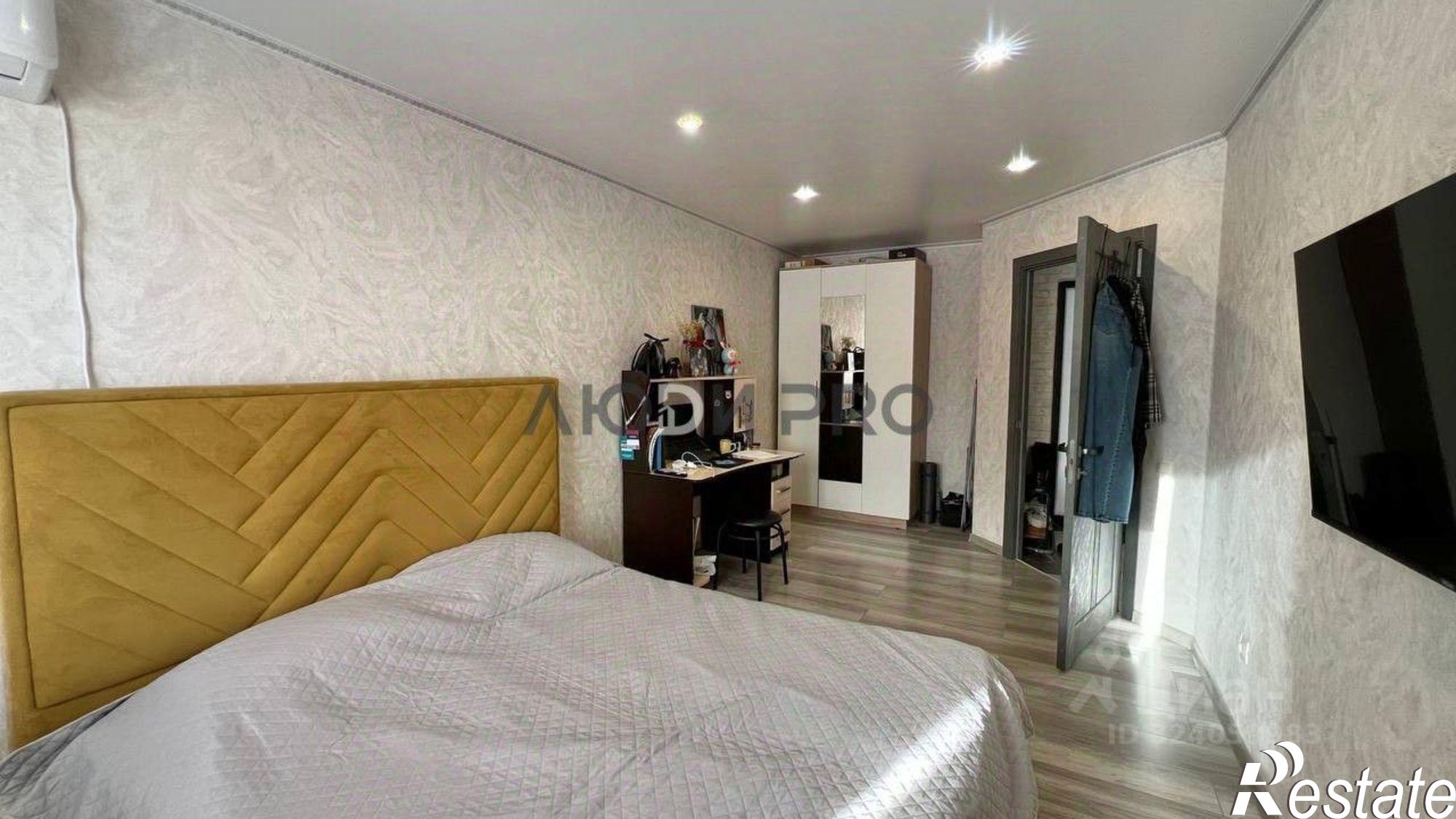 Купить квартиру за 5 800 000 рублей на улица Сун-Ят-Сена, 7