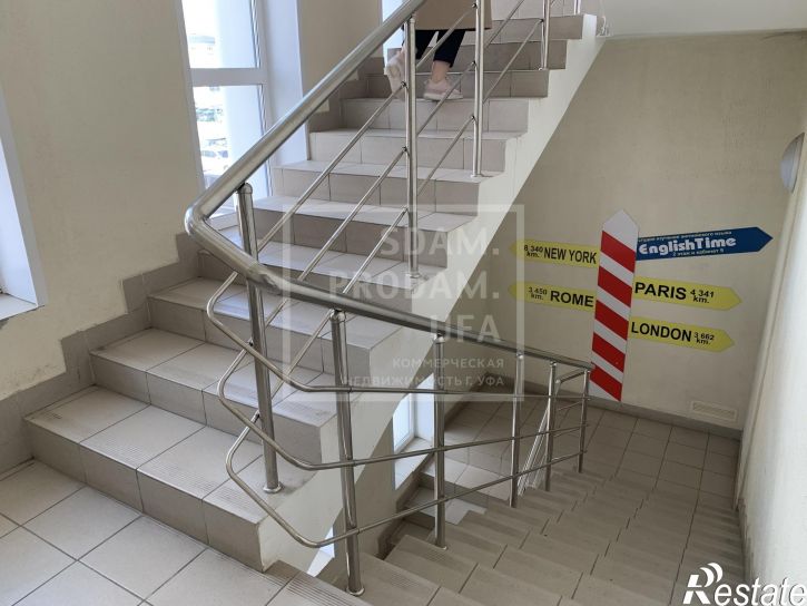 Офис Максима Рыльского улица, д.2/1