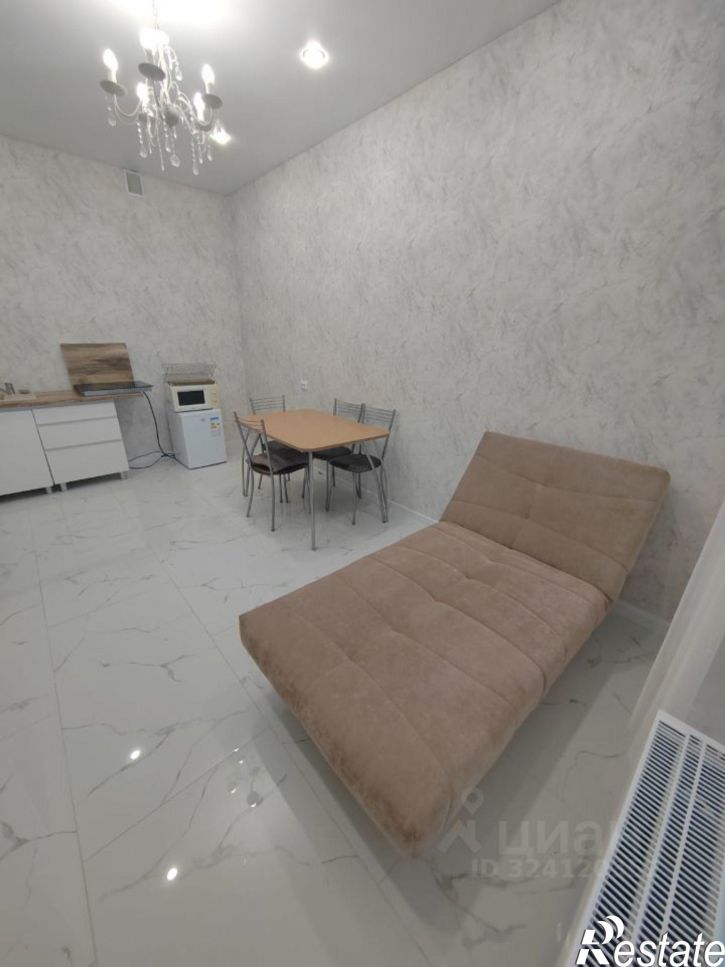 2-комн квартира улица Даяна Мурзина, 5/1,  д. 5/1