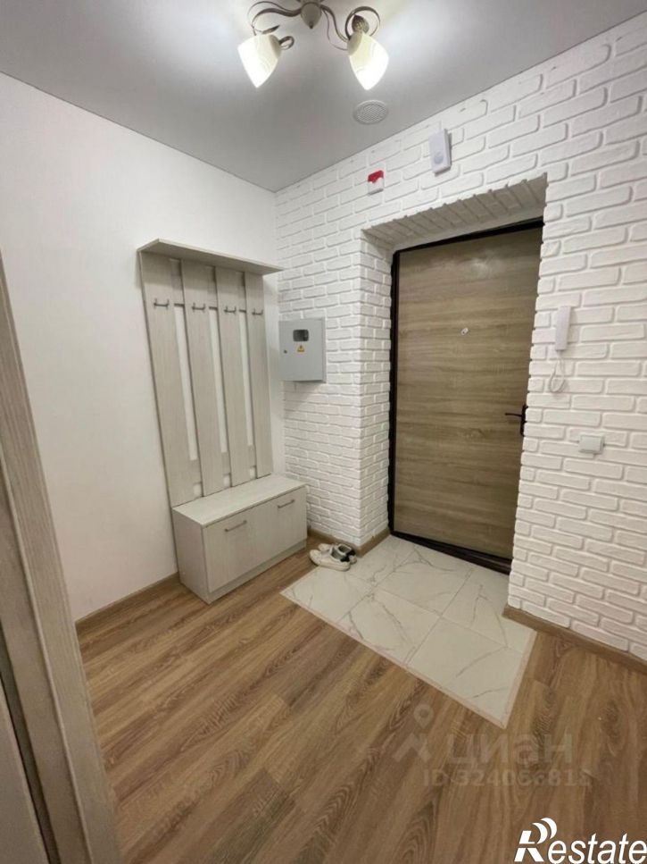 1-комн квартира улица Генерала Ишбулатова, 8/3,  д. 8/3