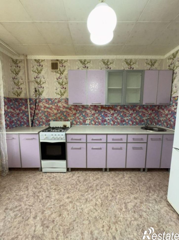 2-комн квартира улица Ахметова, 225,  д. 225