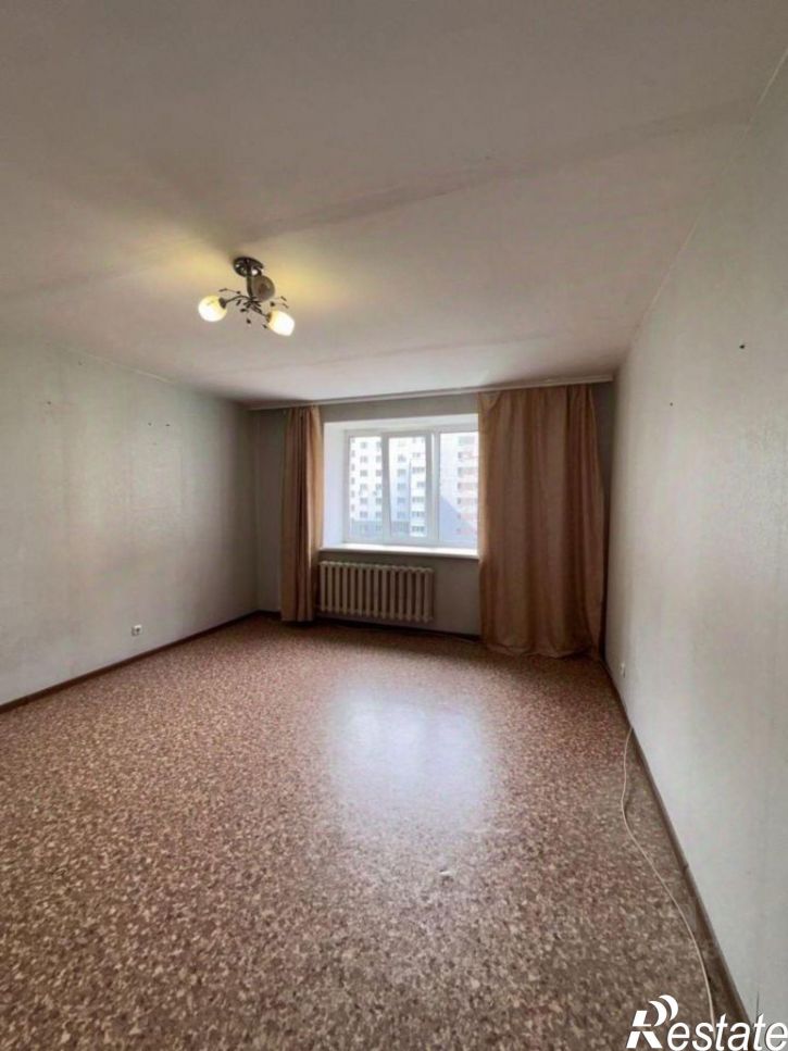 2-комн квартира улица Ахметова, 225,  д. 225