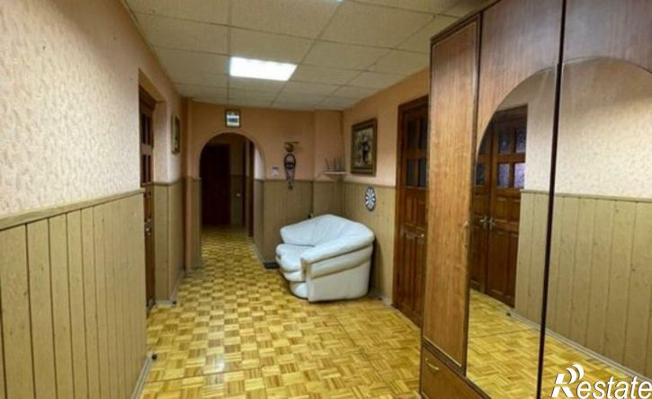 4-комн квартира улица Рабкоров, 2,  д. 2