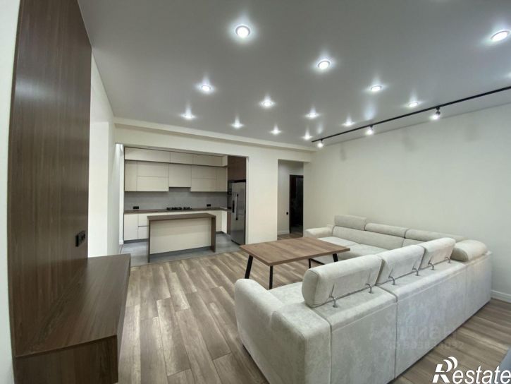 5-комн квартира улица Ульяновых, 33,  д. 33