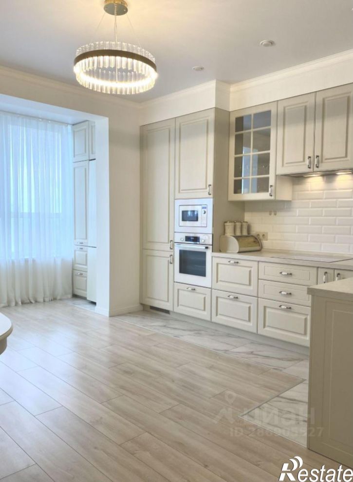 4-комн квартира ул Пархоменко, 156б,  д. 156б