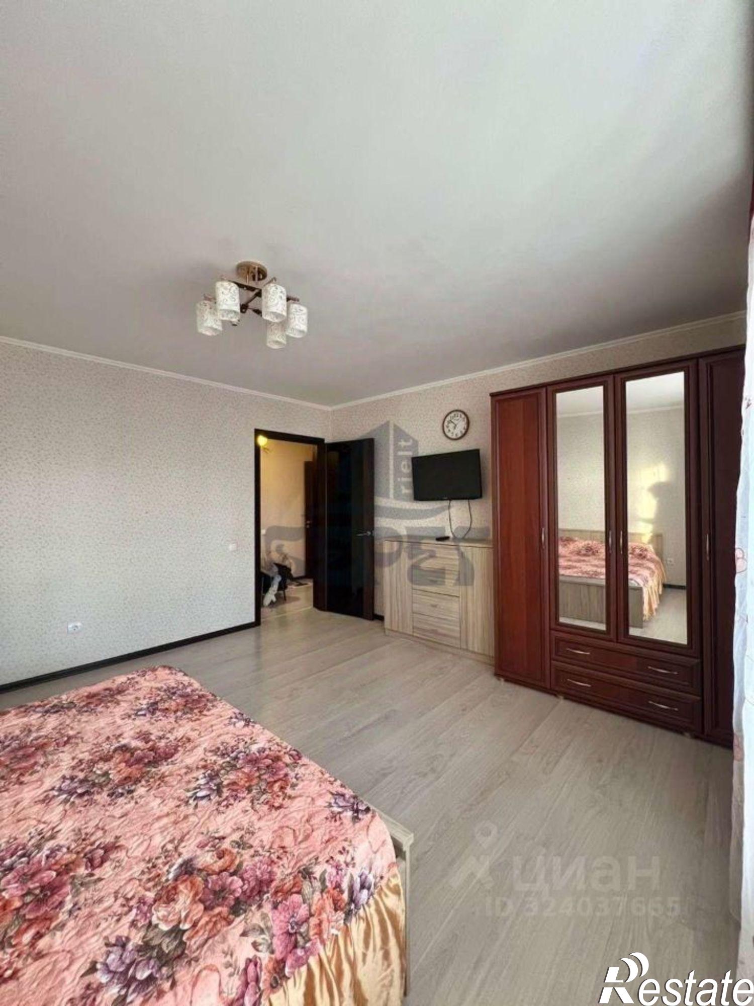 Сдать квартиру за 29 990 рублей на ул Джалиля Киекбаева, 6