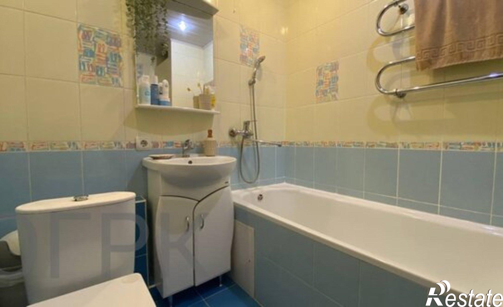 Купить квартиру за 7 300 000 рублей на улица 50-летия Октября, 20