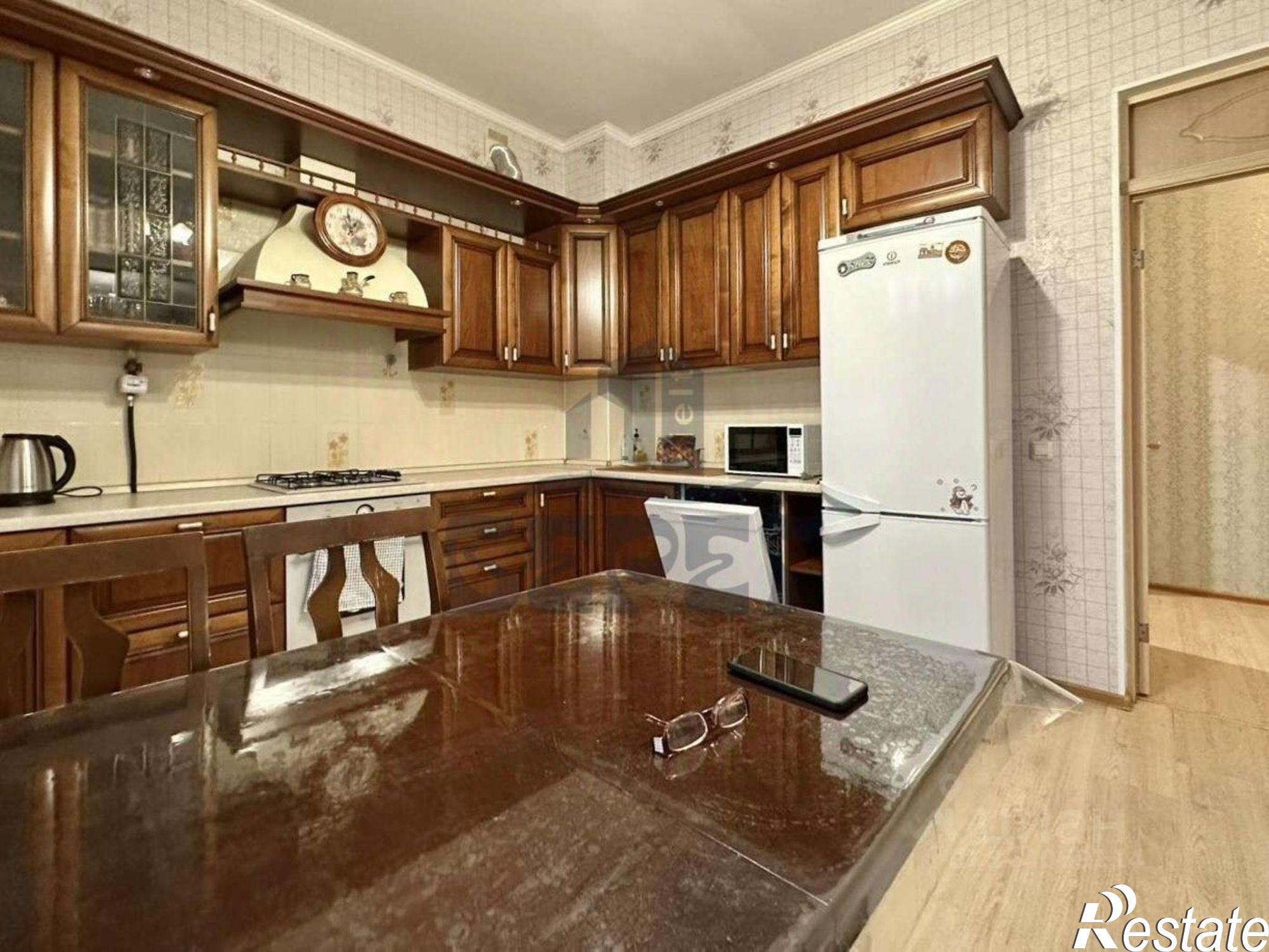 Сдать квартиру за 54 990 рублей на ул Аксакова, 54