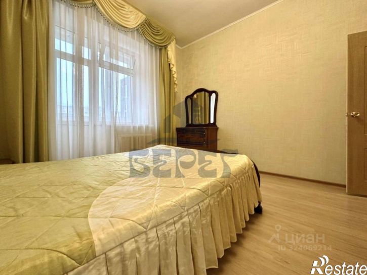 3-комн квартира ул Аксакова, 54,  д. 54